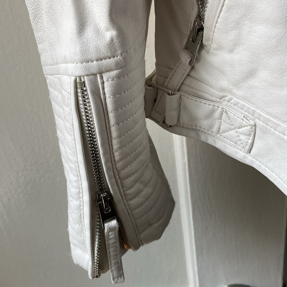 Faux leather jacket - Picture 3 of 4